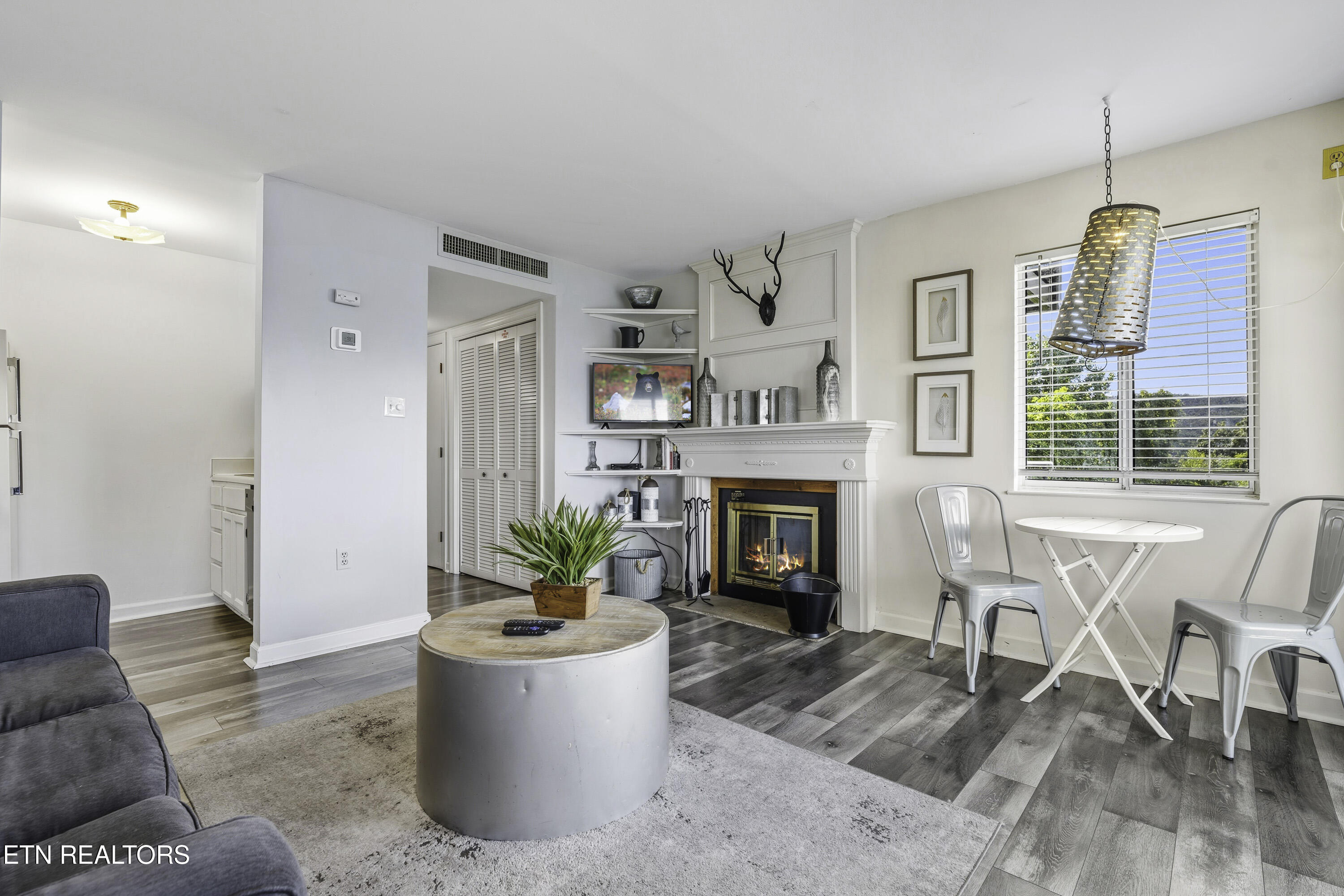 1260 Ski View Drive, Unit 7102 Gatlinburg, TN 37738 - Photo 9 of 35 Spacious Studio