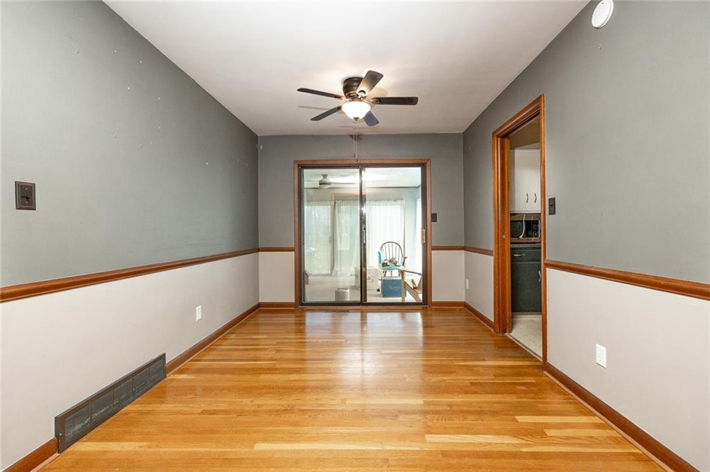 703 Ridgeway Avenue Grove City, PA 16127 - Photo 10 of 33 Gallery Image 10
