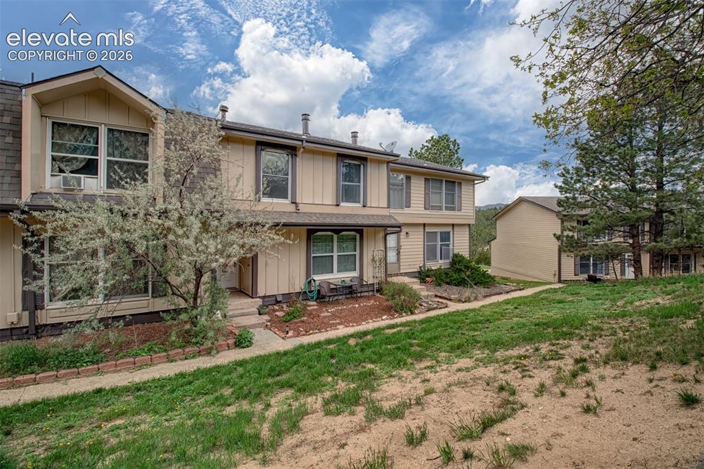 367 Raspberry Lane Monument, CO 80132 - Photo 3 of 25