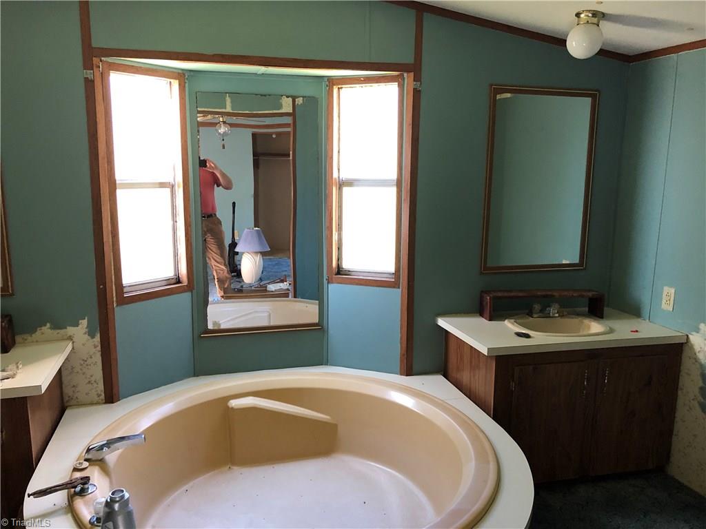 3182 Poplar Springs Road State Road, NC 28676 - Photo 11 of 18 Gallery Image 11