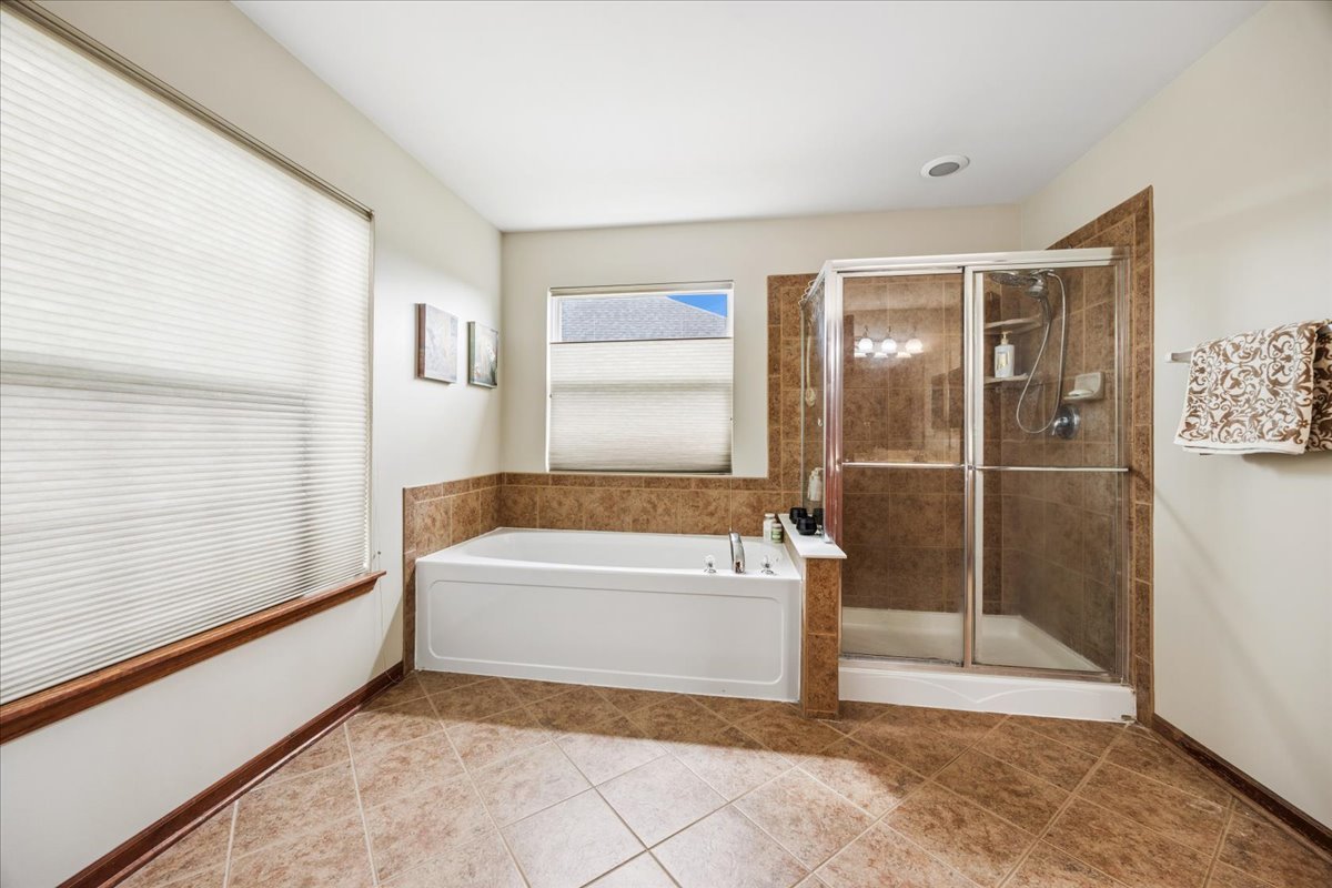 627 Mansfield Way Oswego, IL 60543 - Photo 22 of 36