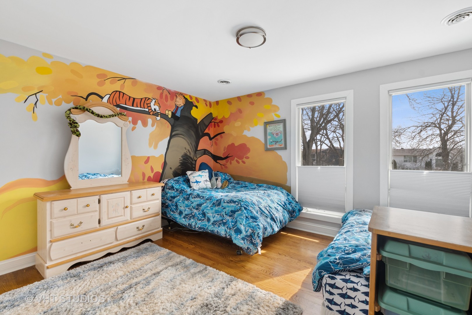 2079 Old Briar Road Highland Park, IL 60035 - Photo 7 of 20 a bedroom with a bed and a baby crib