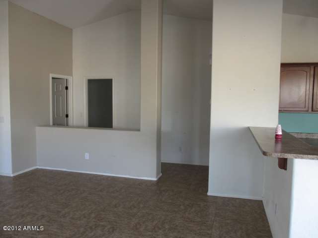 44904 West Sandhill Road Maricopa, AZ 85139 - Photo 8 of 22 023-342353-Breakfast BAr