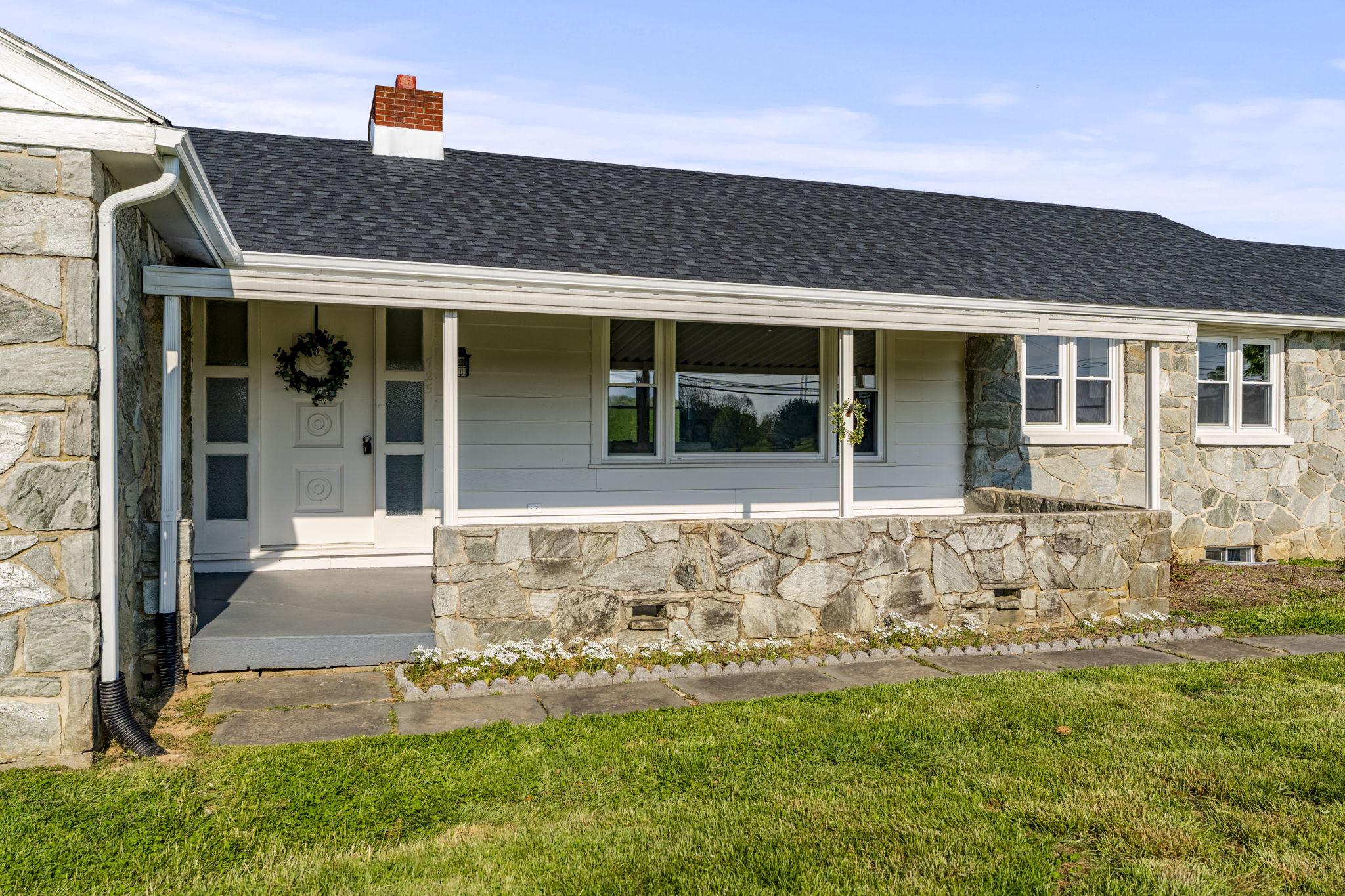 725 Marticville Road Pequea, PA 17565 - Photo 2 of 49 Tranquil Lancaster County living