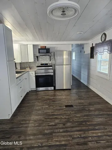 $88,500 | 11 Star Way, Port Henry, NY 12974