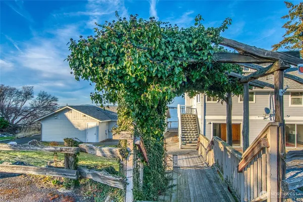 $1,990,000 | 178 Fossil Bay Drive, Orcas Island, WA 98245