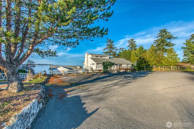 $1,990,000 | 178 Fossil Bay Drive, Orcas Island, WA 98245