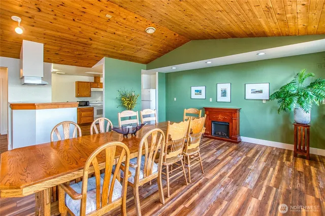 $1,990,000 | 178 Fossil Bay Drive, Orcas Island, WA 98245