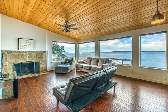 $1,990,000 | 178 Fossil Bay Drive, Orcas Island, WA 98245