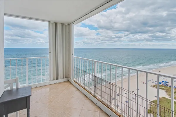 $4,950 | 1010 South Ocean Boulevard, Unit 1601, Pompano Beach, FL 33062
