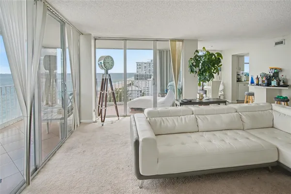 $4,950 | 1010 South Ocean Boulevard, Unit 1601, Pompano Beach, FL 33062