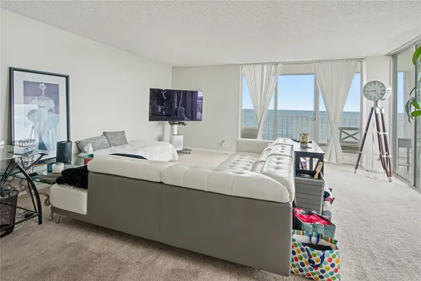 $4,950 | 1010 South Ocean Boulevard, Unit 1601, Pompano Beach, FL 33062