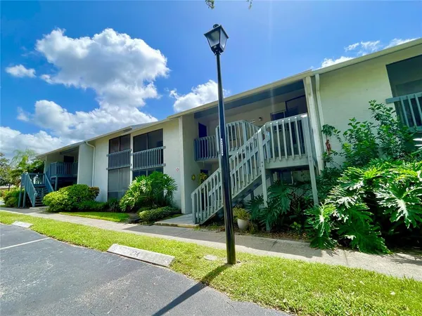 $225,000 | 11201 122nd Avenue North, Unit 234, Largo, FL 33778