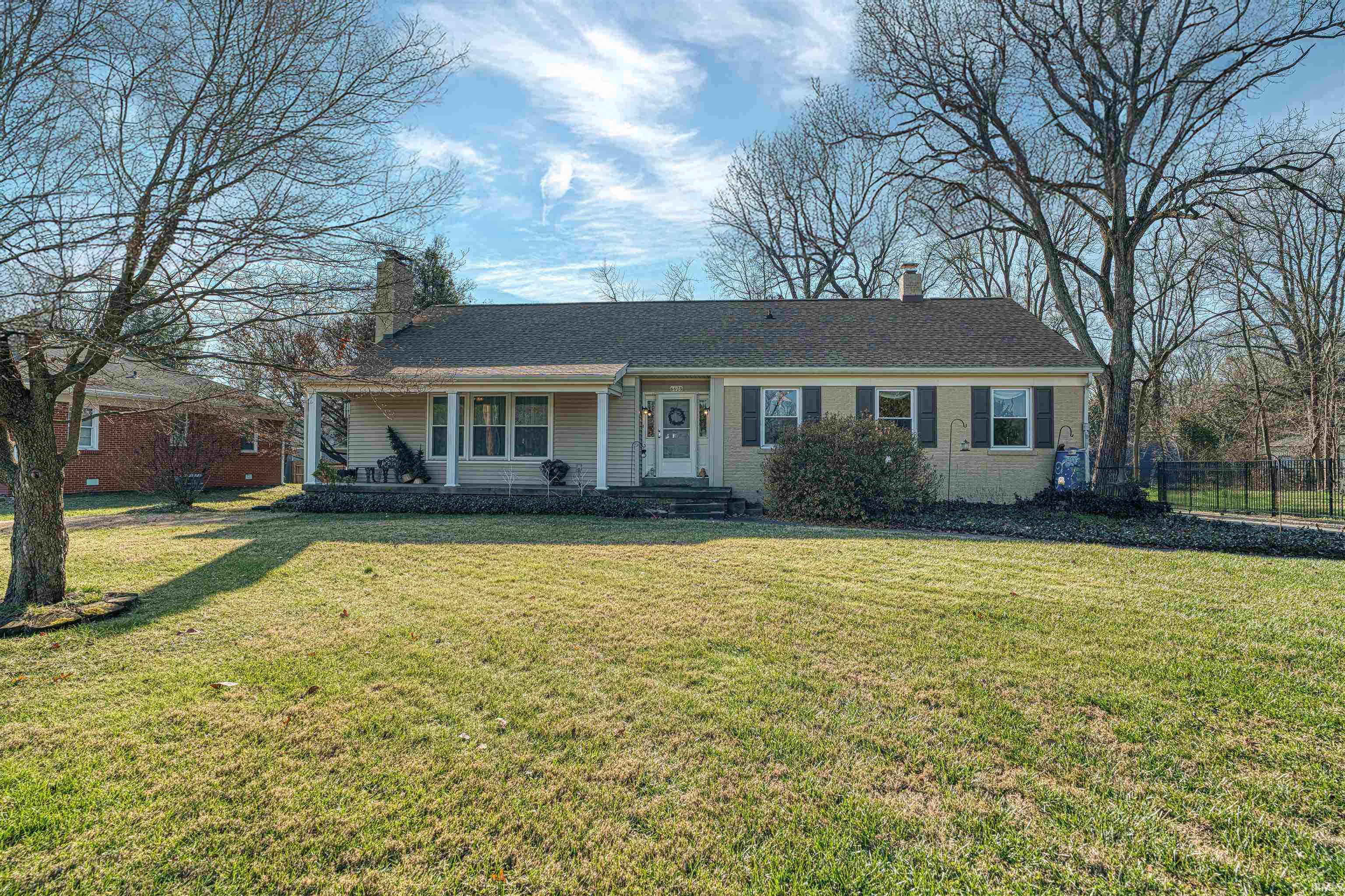 6625 Newburgh Road Evansville, IN 47715 - Photo 1 of 29 Gallery Image 1