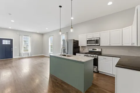 $575,000 | 1208 Lischey Avenue, Nashville, TN 37207