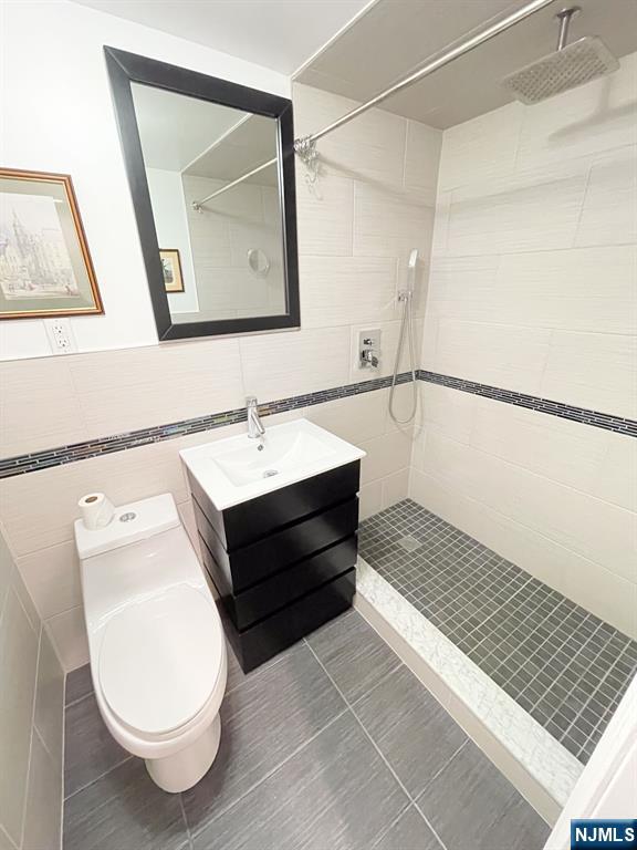 5 Hillside Terrace East Rutherford, NJ 07073 - Photo 13 of 17 Gallery Image 13