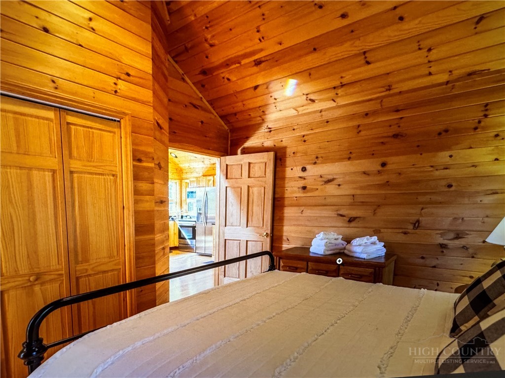200 Summit Lodge Road Beech Mountain, NC 28604 - Photo 20 of 25