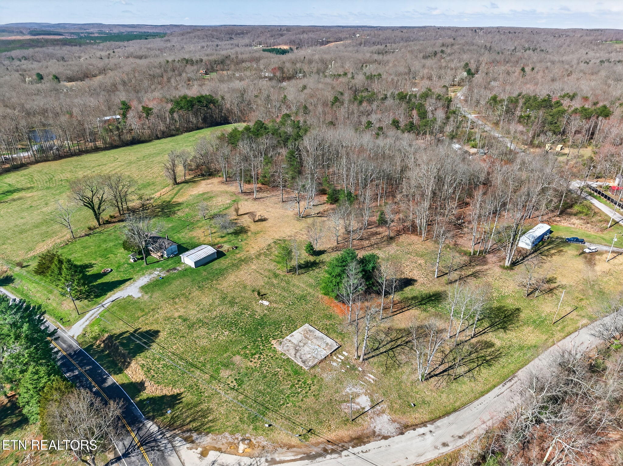 Browntown Road Crossville, TN 38572 - Photo 2 of 18 2-web-or-mls-1532 Browntown Rd_006_TNPC
