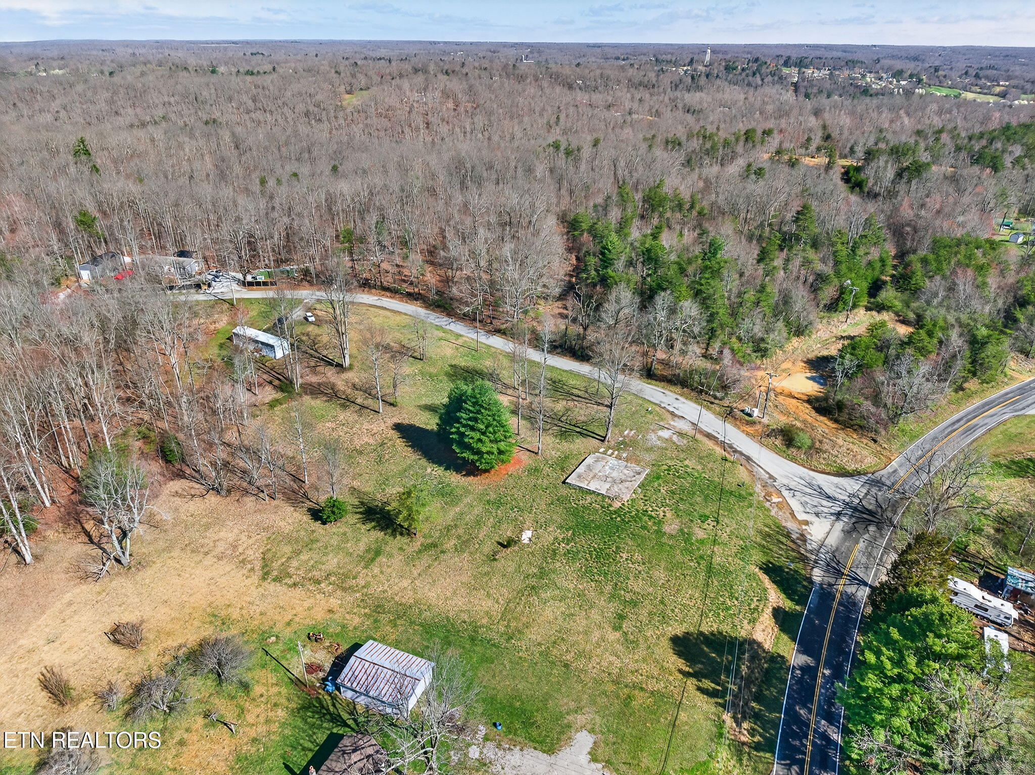Browntown Road Crossville, TN 38572 - Photo 4 of 18 4-web-or-mls-1532 Browntown Rd_016_TNPC