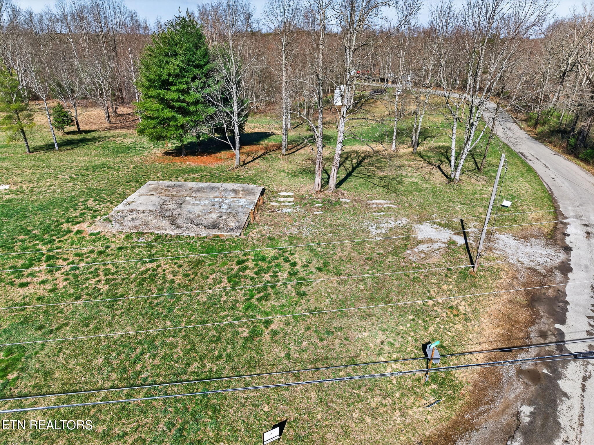Browntown Road Crossville, TN 38572 - Photo 9 of 18 9-web-or-mls-1532 Browntown Rd_062_TNPC