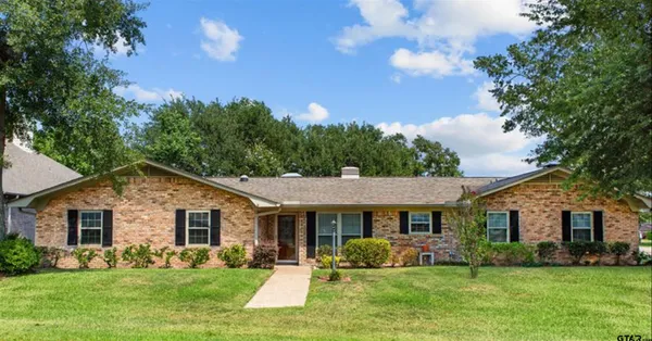 $325,000 | 100 Holly Hill Lane, Bullard, TX 75757