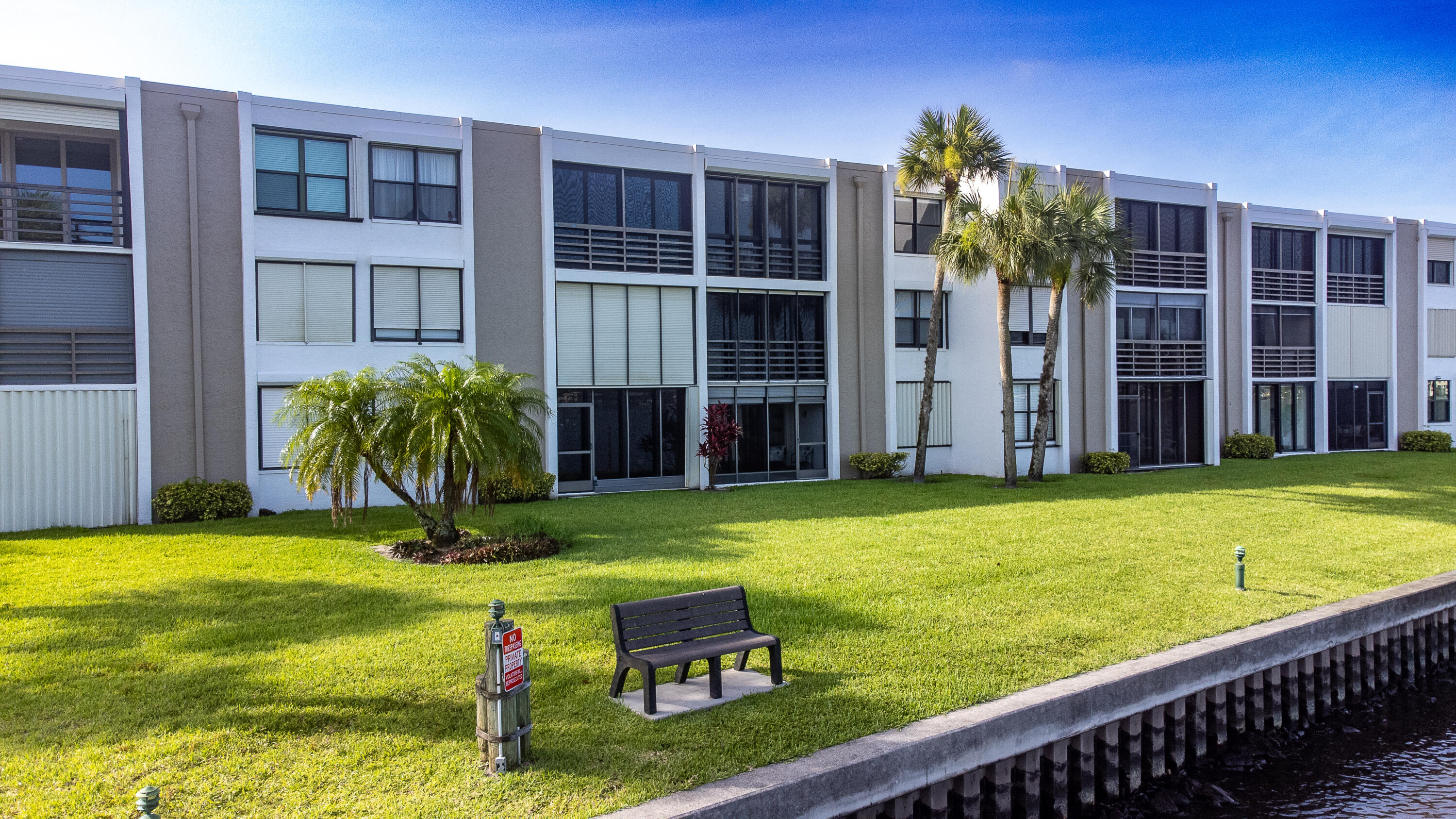 1950 Southwest Palm City Road, Unit 14105 Stuart, FL 34994 - Photo 8 of 109 ipixx-55