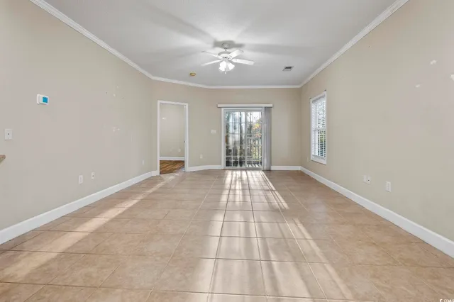 $159,900 | 160 Lazy Willow Lane, Unit 204, Myrtle Beach, SC 29588