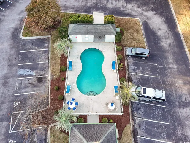 $159,900 | 160 Lazy Willow Lane, Unit 204, Myrtle Beach, SC 29588