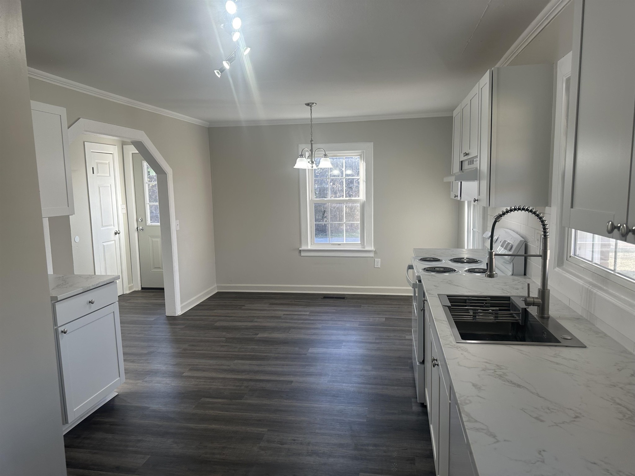 180 Hardin Road Savannah, TN 38372 - Photo 11 of 20 Gallery Image 11