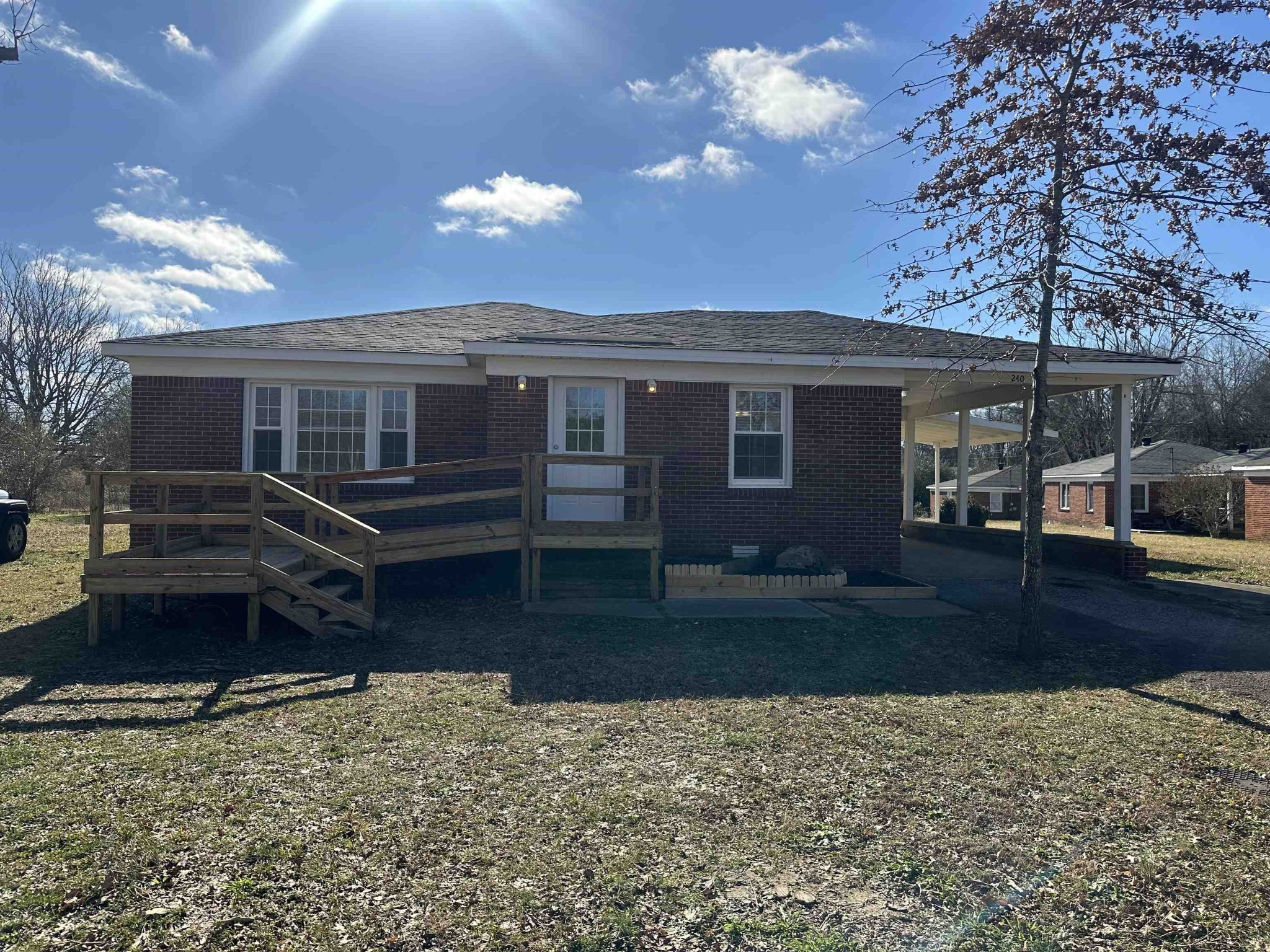 180 Hardin Road Savannah, TN 38372 - Photo 3 of 20 Gallery Image 3
