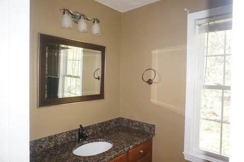 58 Redstone Hill Road Sterling, MA 01564 - Photo 17 of 24 Gallery Image 17