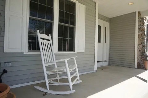 58 Redstone Hill Road Sterling, MA 01564 - Photo 4 of 24 Gallery Image 4