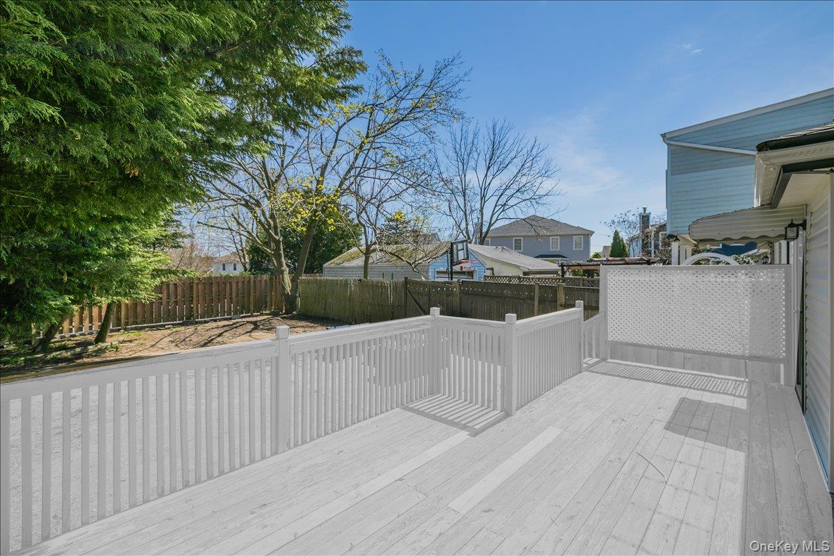 24 High Street Locust Valley, NY 11560 - Photo 34 of 35