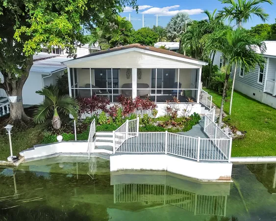 $435,000 | 5420 Lagoon Drive, Fort Lauderdale, FL 33312
