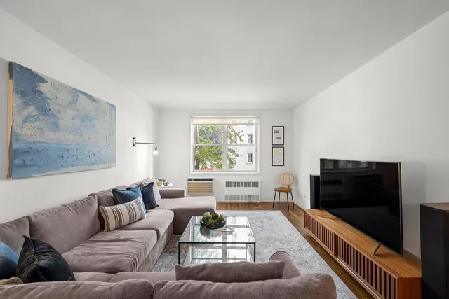 $975,000 | 100 West 12th Street, Unit 2D | West Village
