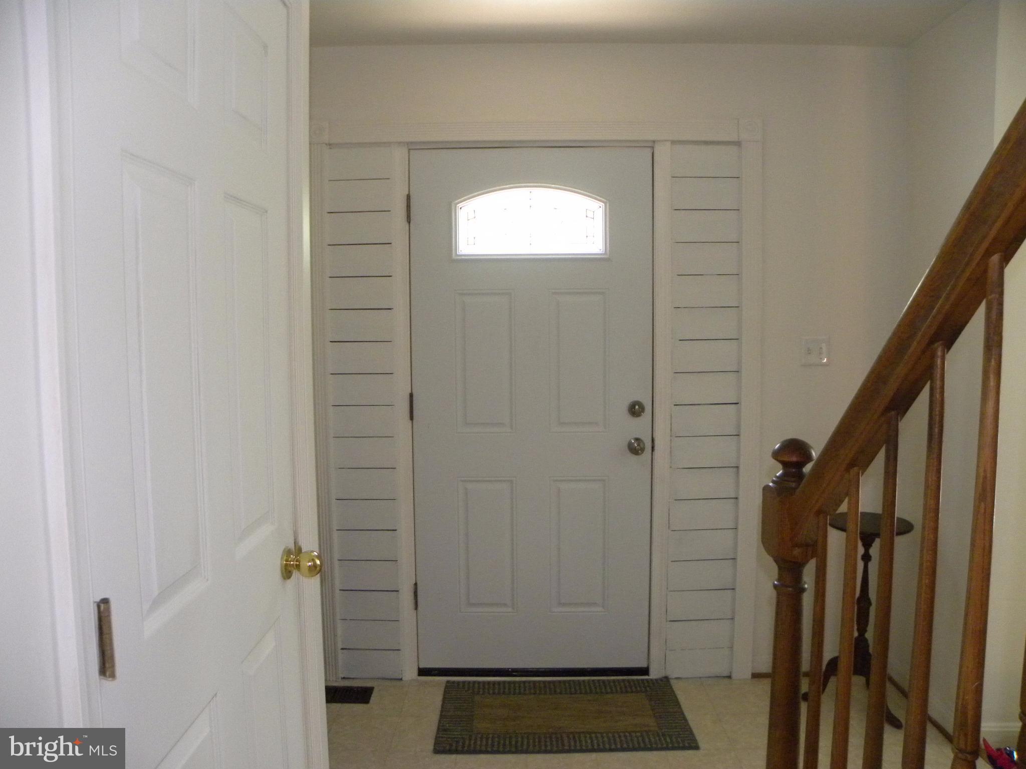 1900 Windys Run Road Catonsville, MD 21228 - Photo 10 of 28 Entry Foyer