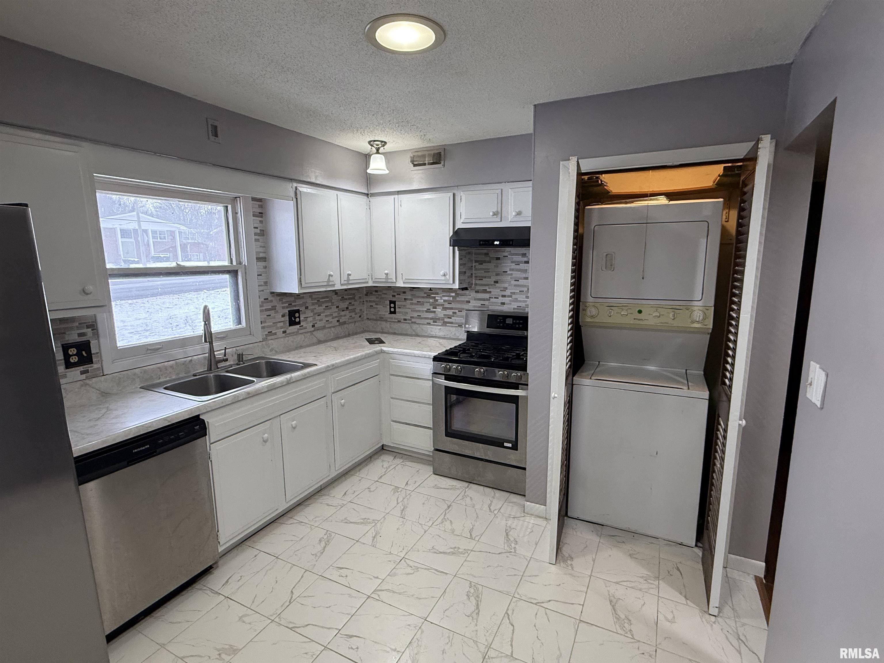 2081 West Monroe Street, Unit 1 Springfield, IL 62704 - Photo 4 of 12