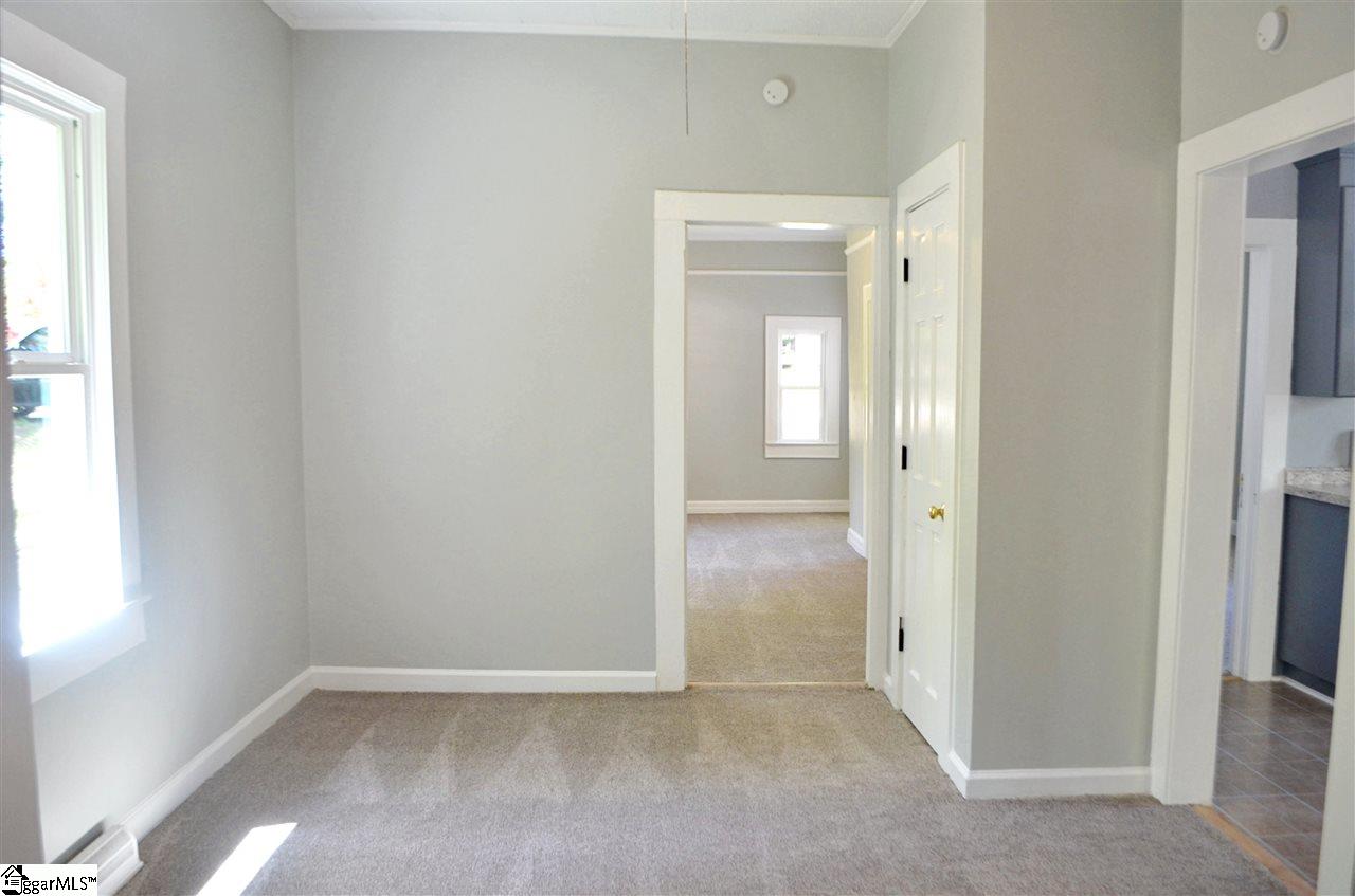 89 Loftis Road Travelers Rest, SC 29690 - Photo 11 of 28