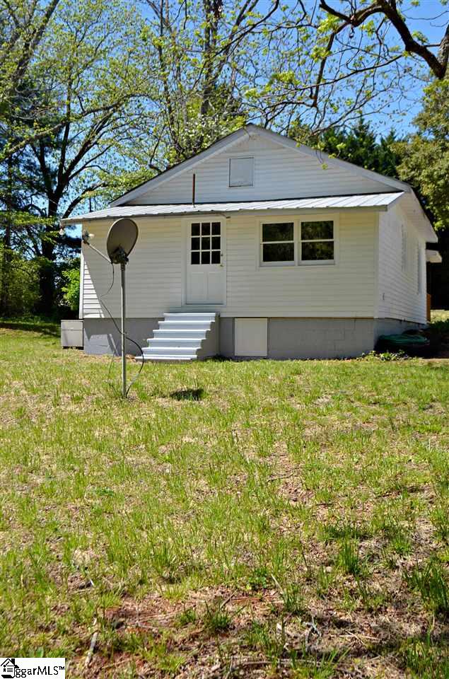 89 Loftis Road Travelers Rest, SC 29690 - Photo 26 of 28
