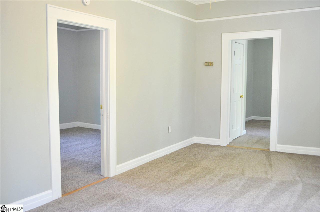 89 Loftis Road Travelers Rest, SC 29690 - Photo 7 of 28