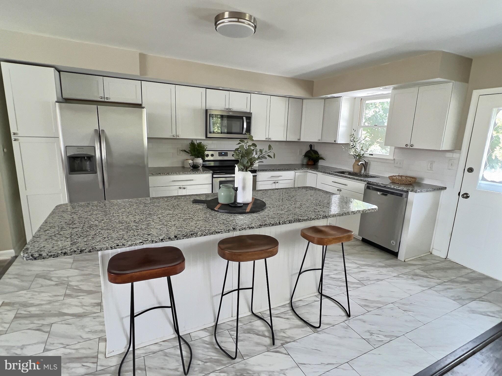 9612 Trepid Road Baltimore, MD 21236 - Photo 4 of 22