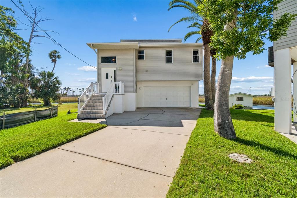5247 Tropical Point Weeki Wachee, FL 34607 - Photo 2 of 95