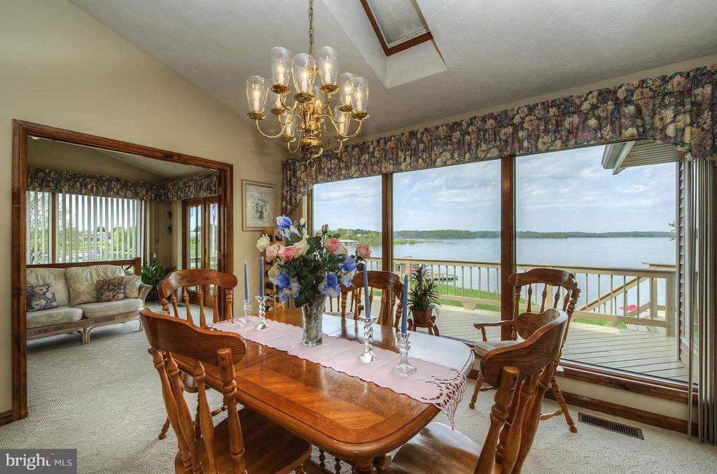 138 Rhett Butler Drive Bumpass, VA 23024 - Photo 17 of 30 Dining Room