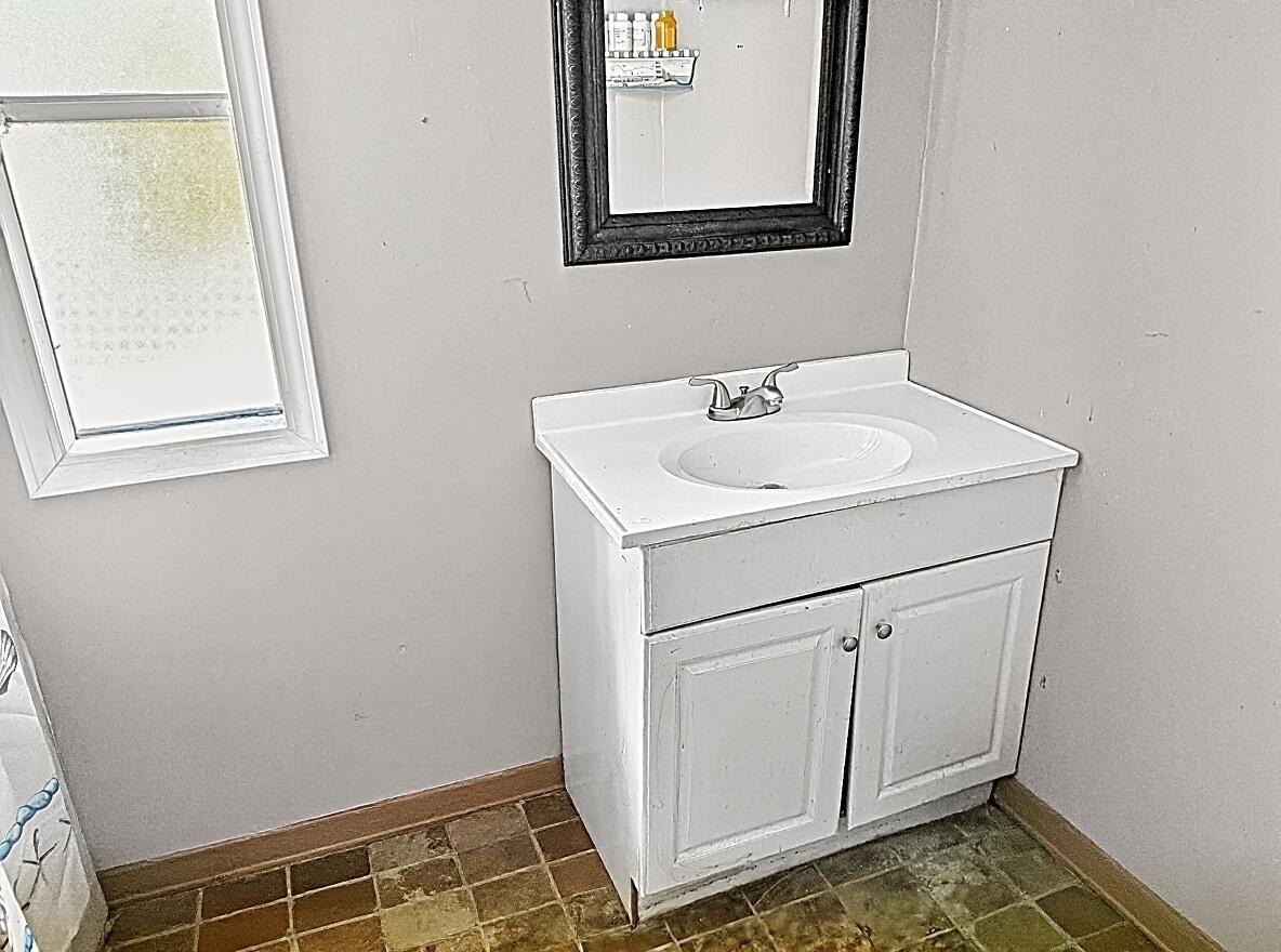 153 Collins Road Augusta, ME 04330 - Photo 15 of 34