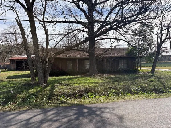 $38,000 | 127 Hickory Street, Pineville, LA 71360