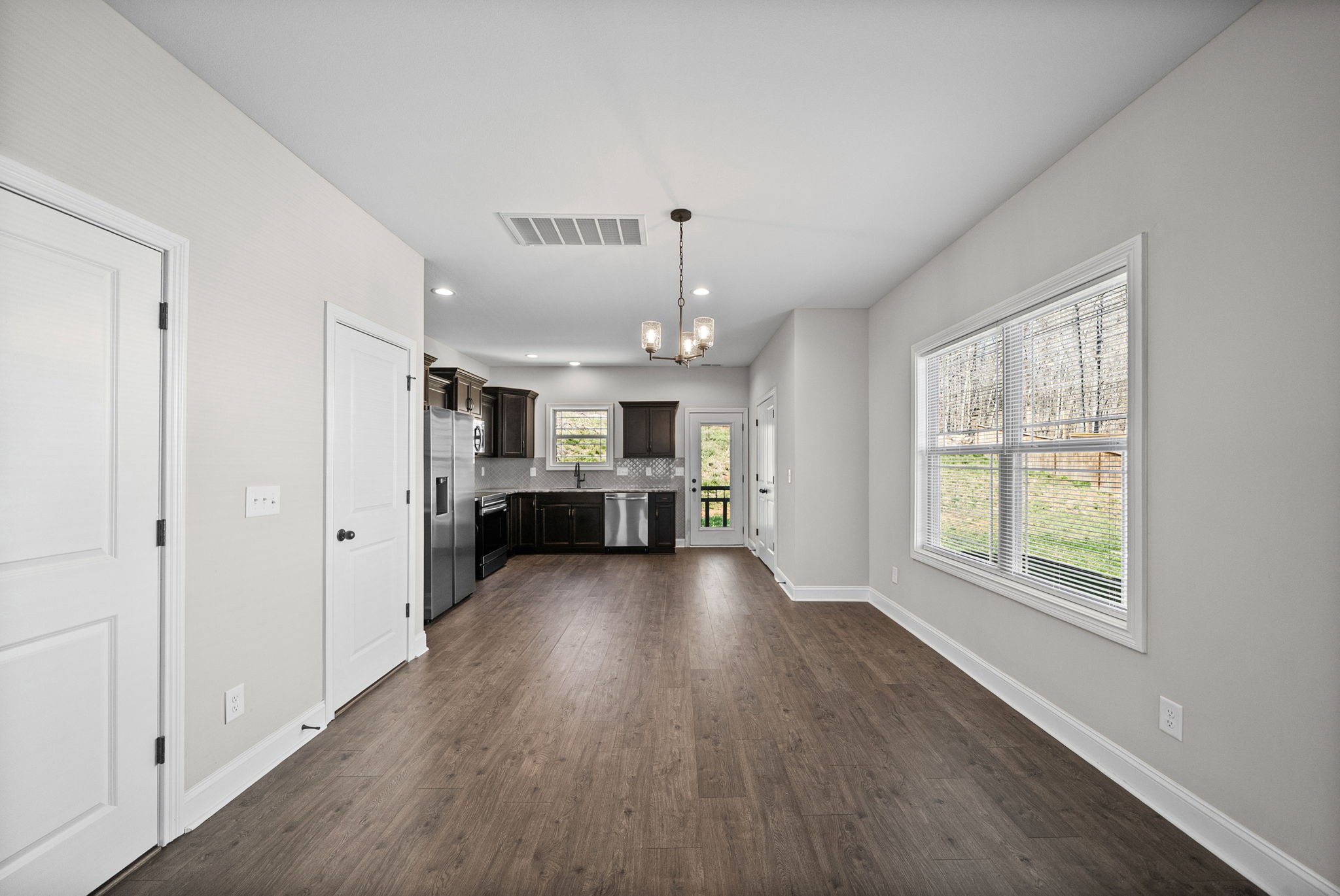 52 Cave Springs Road Clarksville, TN 37042 - Photo 4 of 28