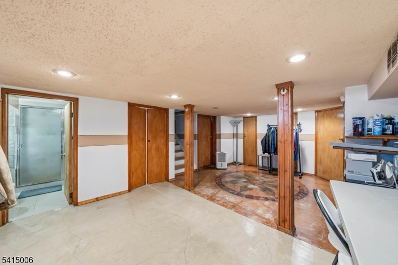 749 Cleveland Avenue Elizabeth, NJ 07208 - Photo 22 of 30