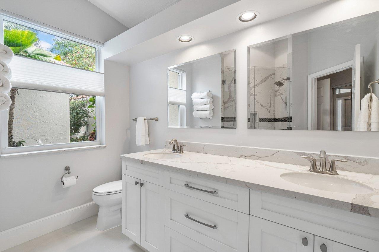 17400 Antigua Point Way Boca Raton, FL 33487 - Photo 15 of 43 021-17400AntiguaPointWay-BocaRaton-FL-SM