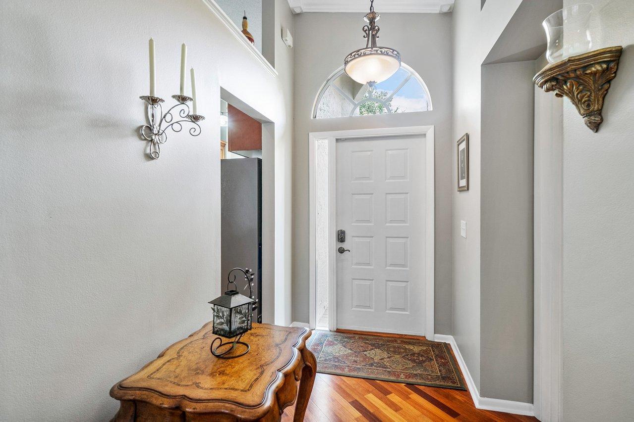 17400 Antigua Point Way Boca Raton, FL 33487 - Photo 5 of 43 005-17400AntiguaPointWay-BocaRaton-FL-SM
