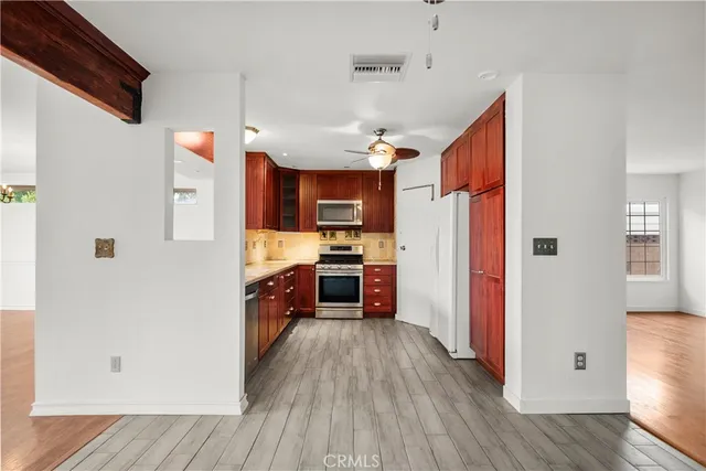 $780,000 | 28144 Alaminos Drive, Saugus, CA 91350